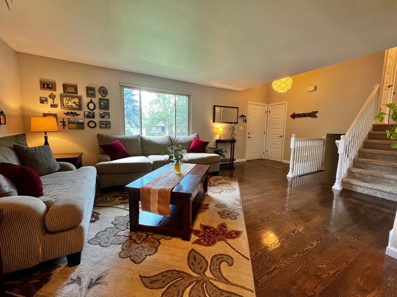 707 Powderhorn Dr - Photo 4 of 31