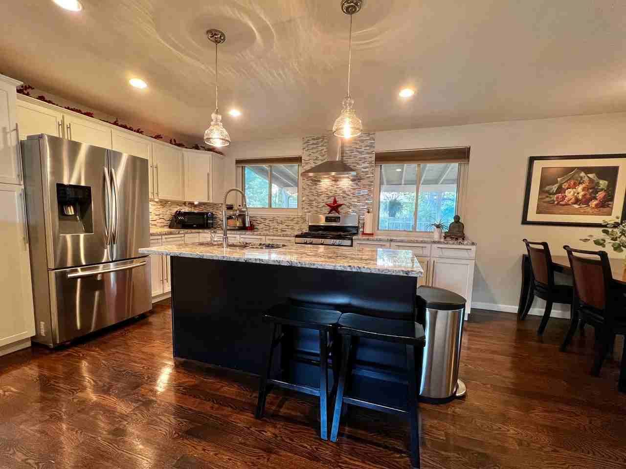 707 Powderhorn Dr - Photo 7 of 31