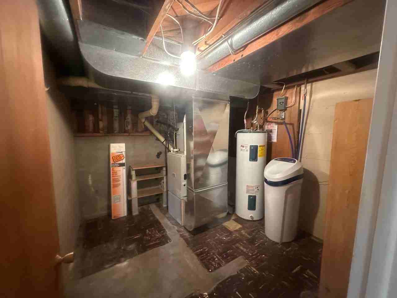 1603 17th St - Photo 2 of 27