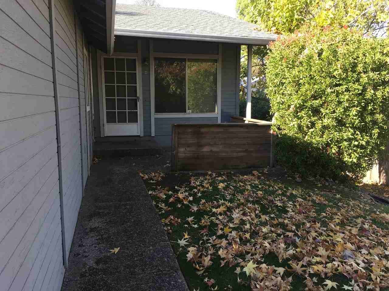 5331 Valleyridge Dr - Photo 2 of 10