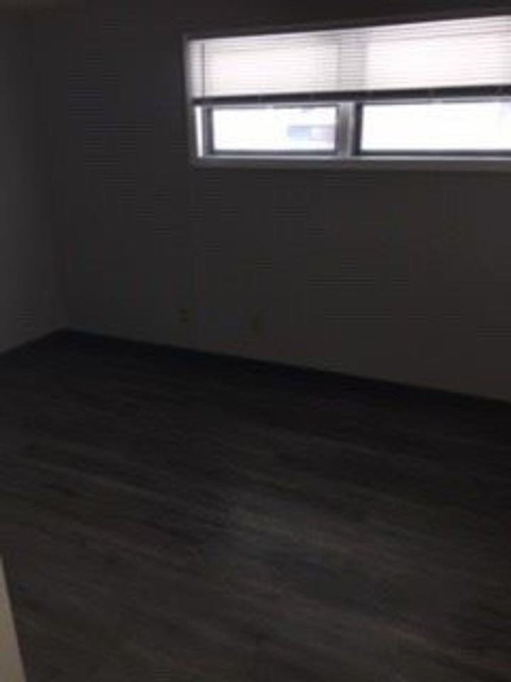 Star Village - Photo 4 of 4