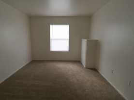 1616 E Rock Creek Dr - Photo 1 of 1