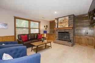 Charming Family Home in a Quiet Olathe Neighborhood - Photo 1 of 1