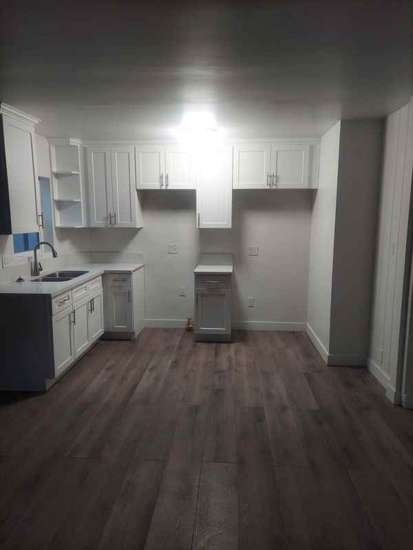 845 W Olive St ##2 - Photo 3 of 7