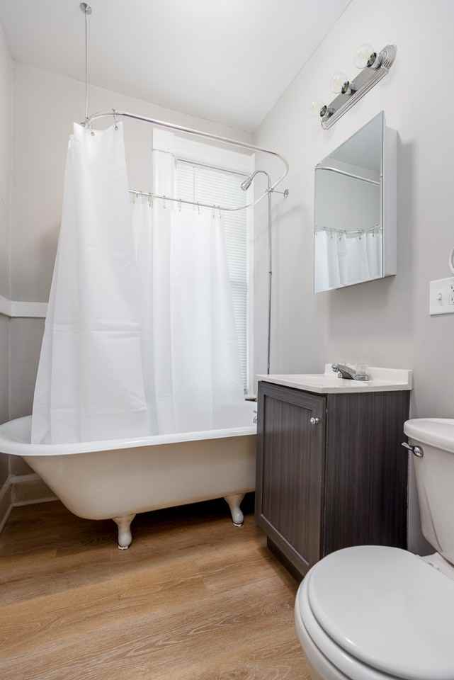 219 Summit St - Photo 3 of 13