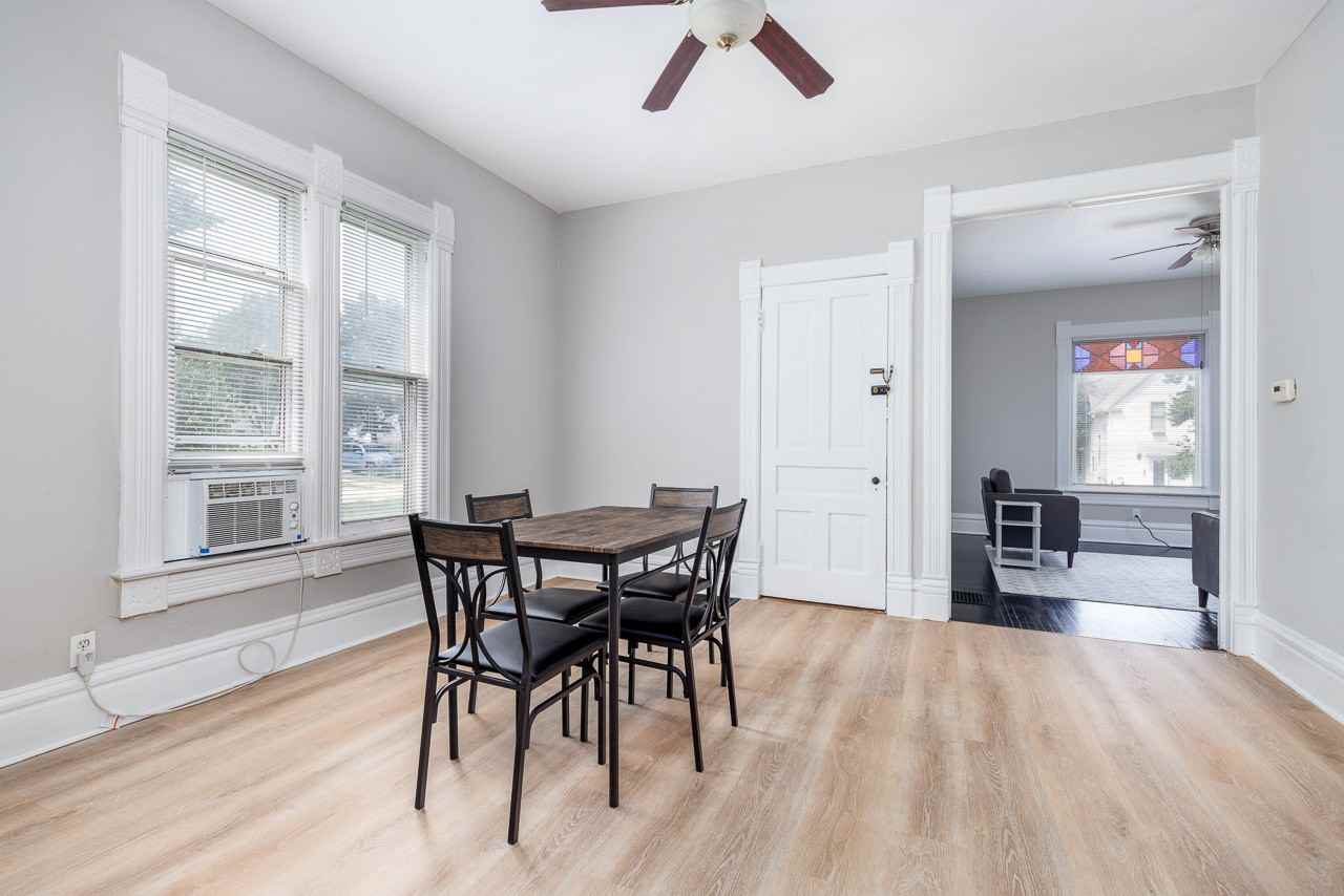 219 Summit St - Photo 4 of 13