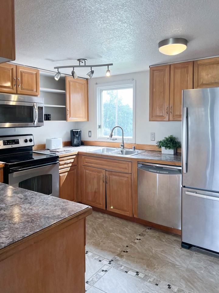 446 E 10th Ave #1 - Photo 7 of 12