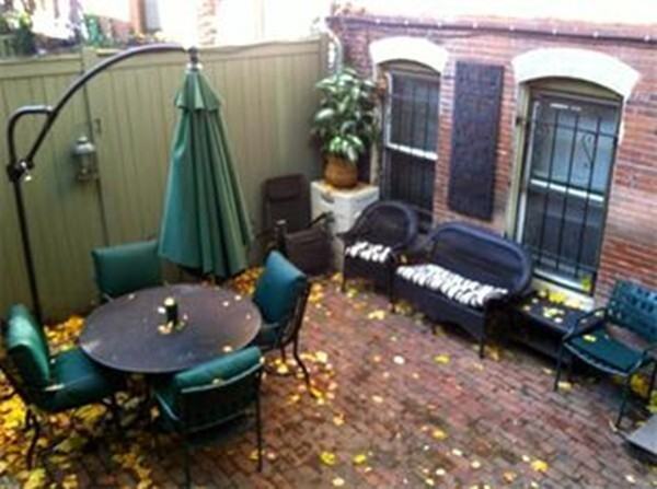 124 Chandler St #A - Photo 6 of 11