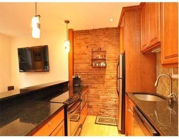 124 Chandler St #A - Photo 4 of 11