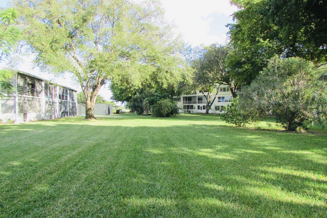 236 Newport O #1 - Photo 6 of 22