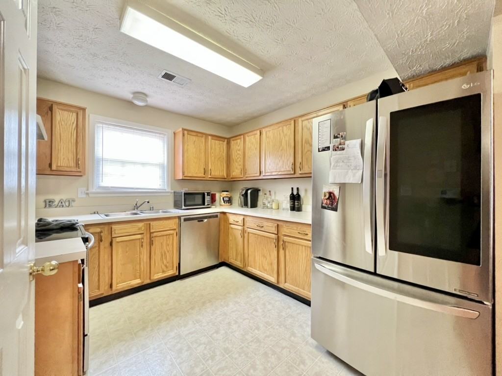 618 Sherard Cir #618 - Photo 5 of 14