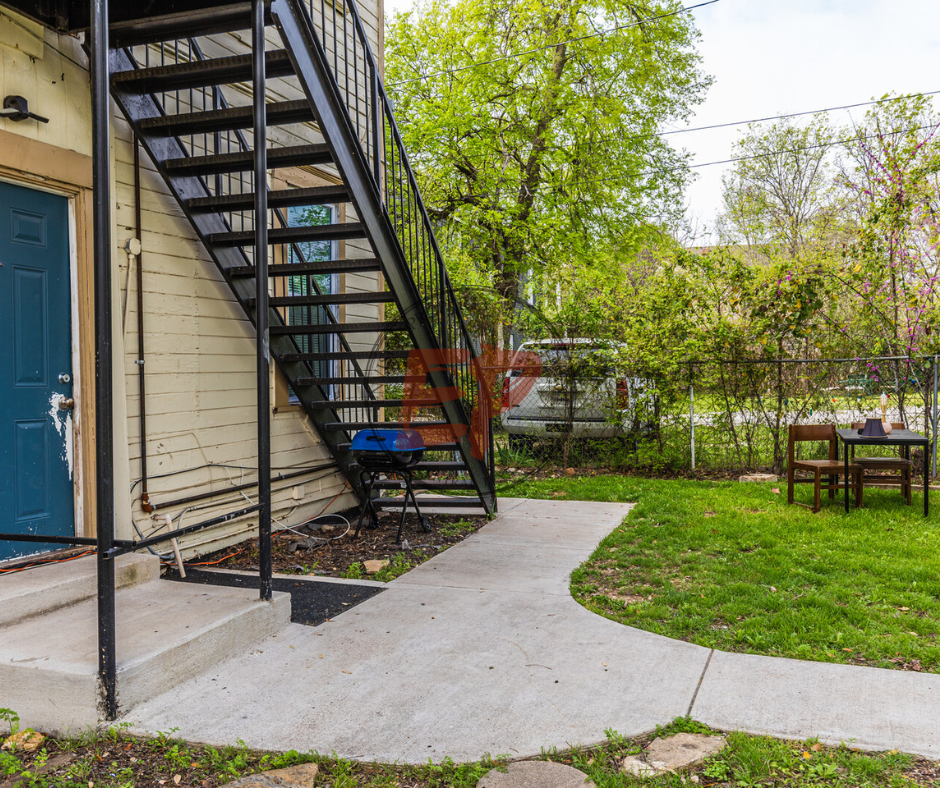 1603 West Avenue #4 - Photo 7 of 10