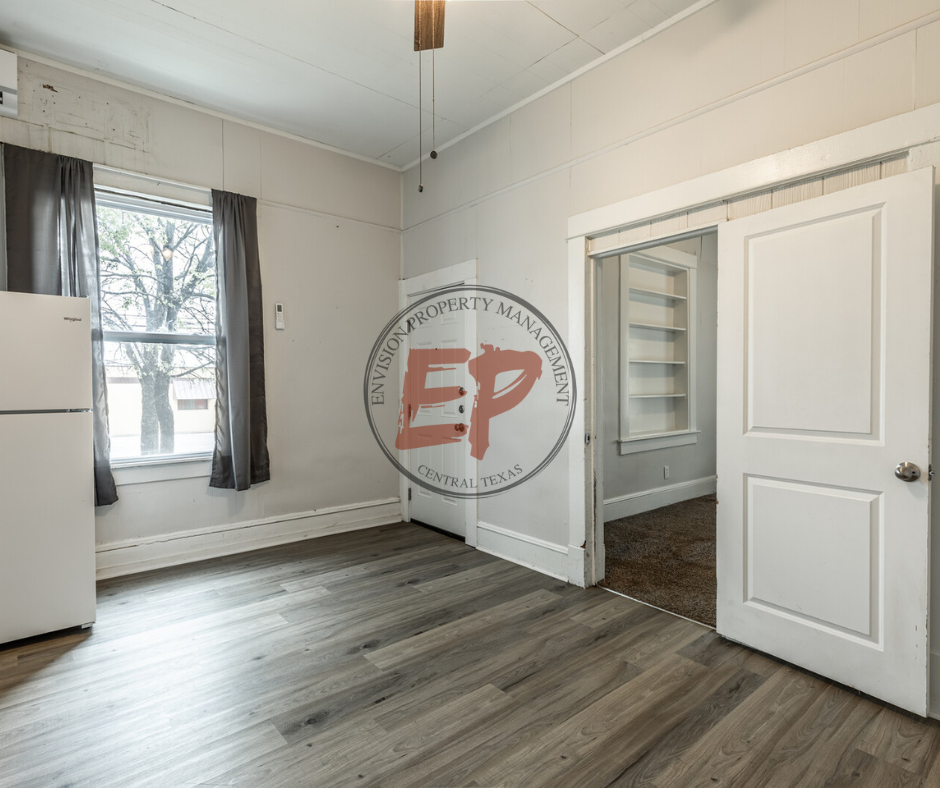 1603 West Avenue #4 - Photo 3 of 10