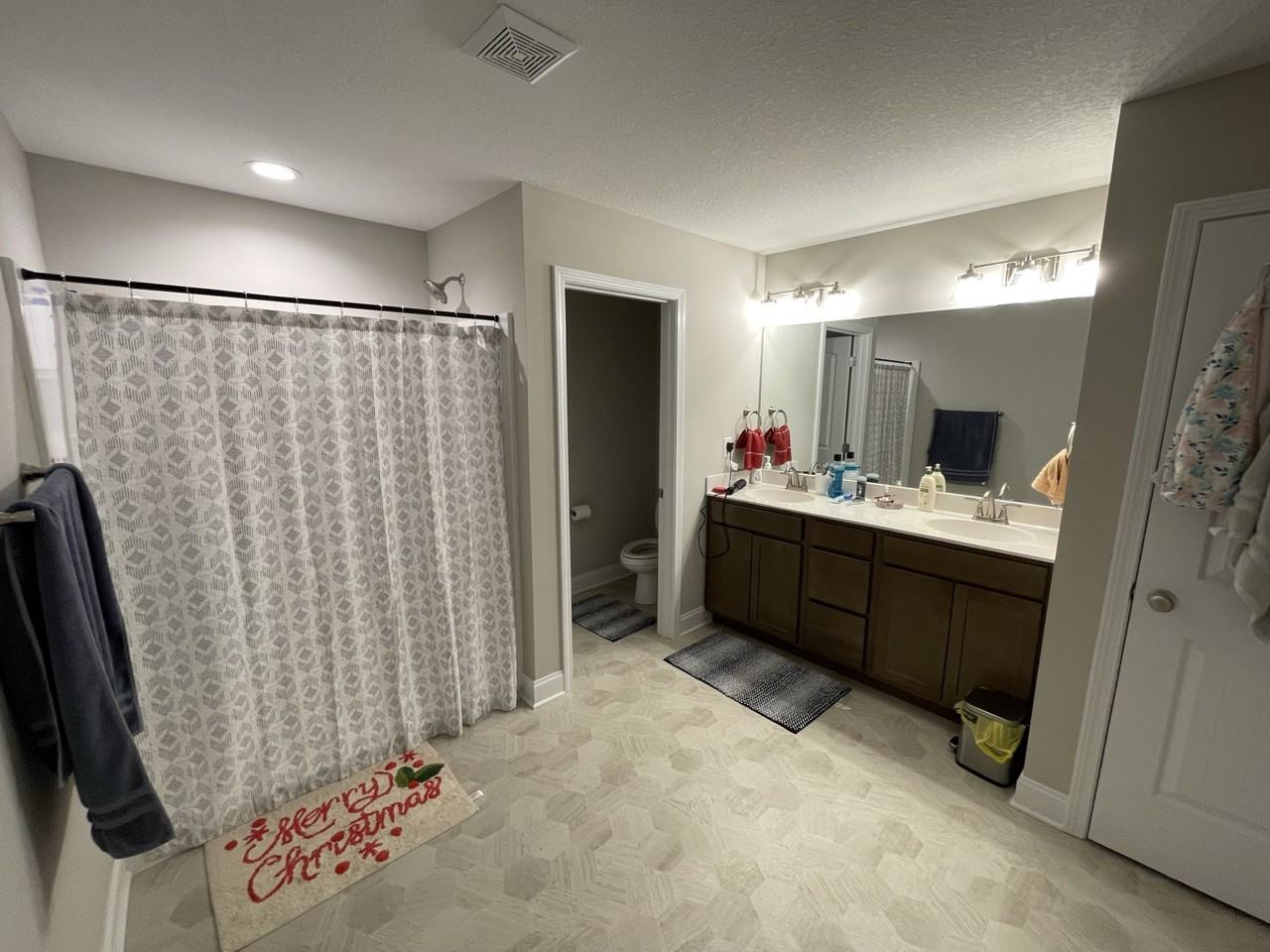 328 Broadberry Ave #1 - Photo 4 of 12