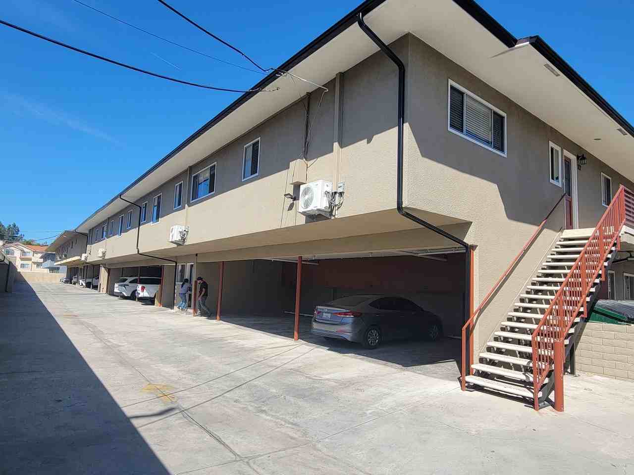 824 Mediteranean - Photo 2 of 15