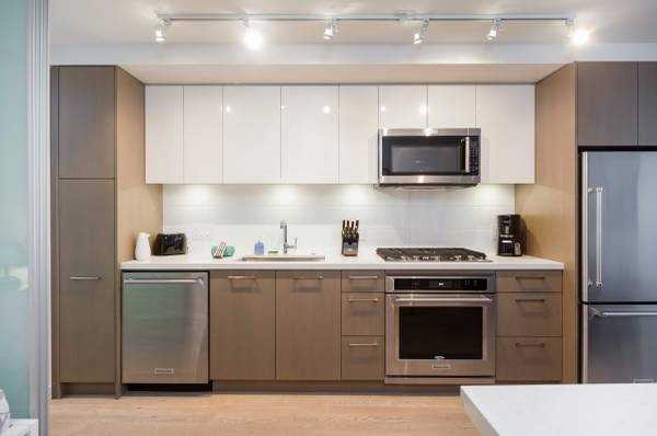 380 East 1st Ave - Photo 2 of 48