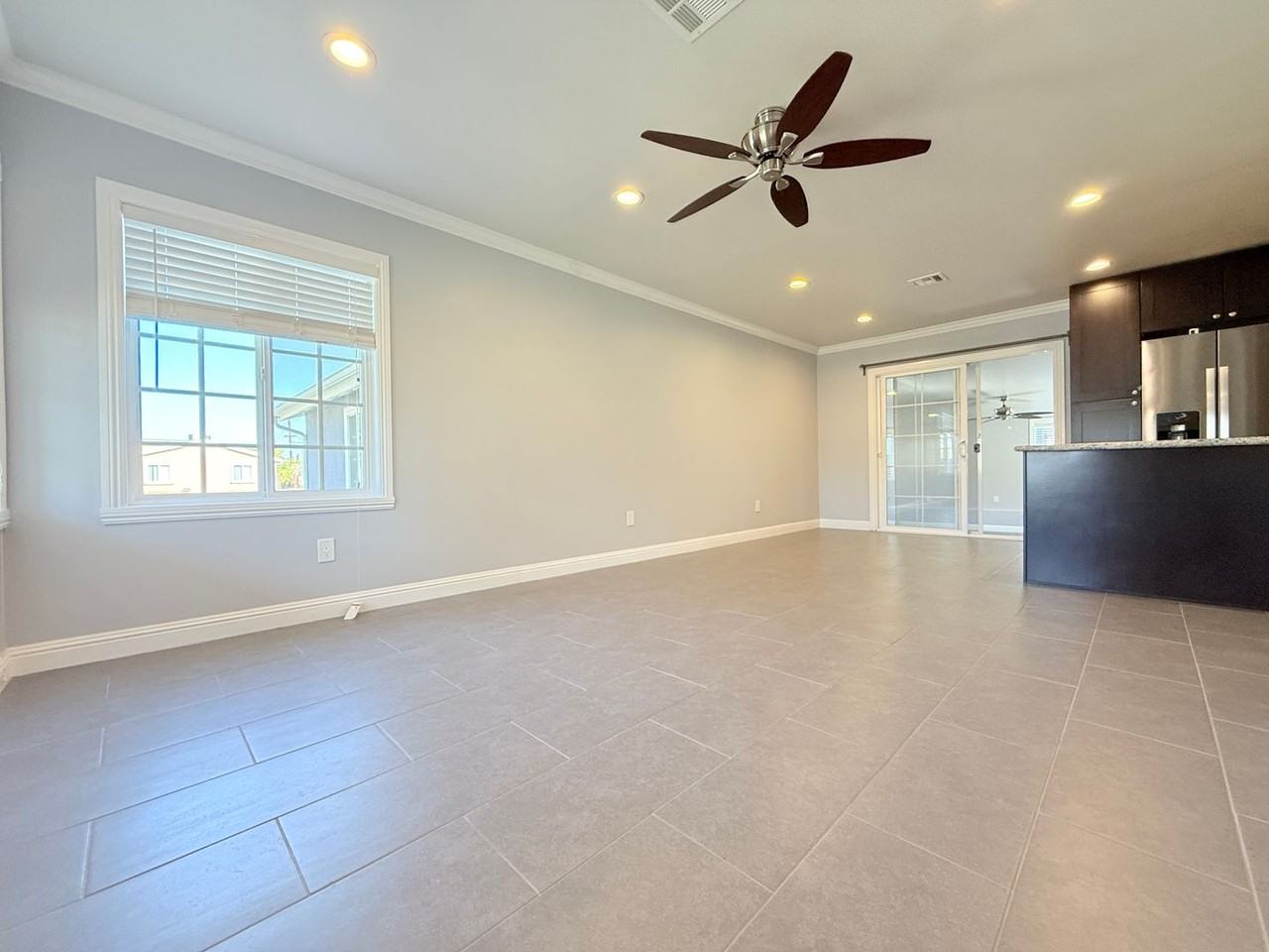 6660 Charlesworth Ave - Photo 7 of 29