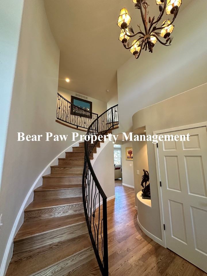 29543 Mystic Ct - Photo 3 of 26