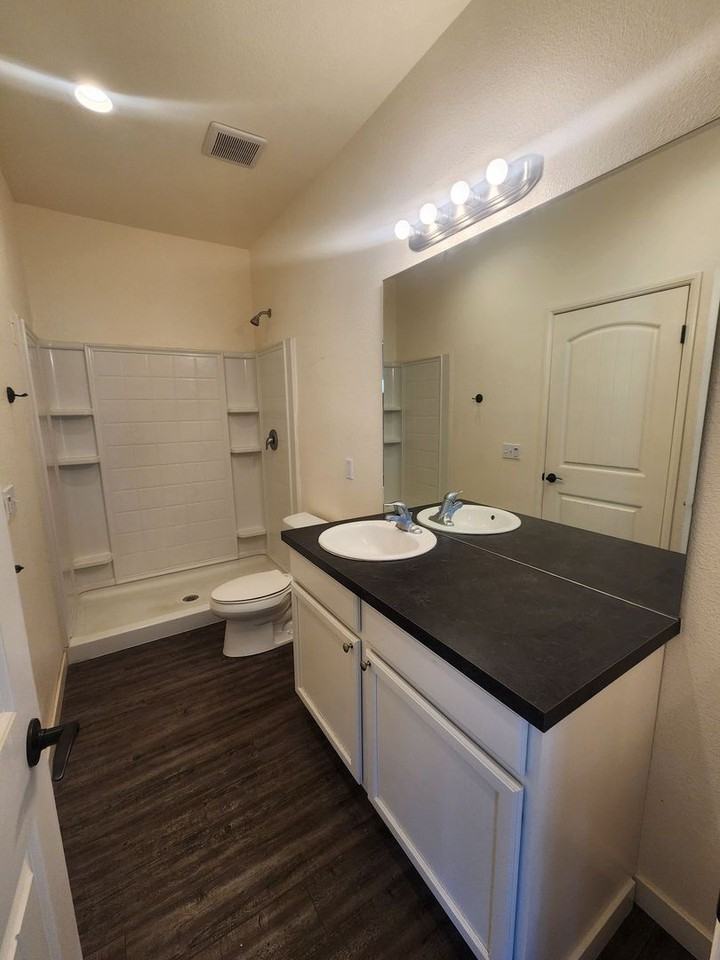 Maricopa Dr 6638 - Photo 6 of 20