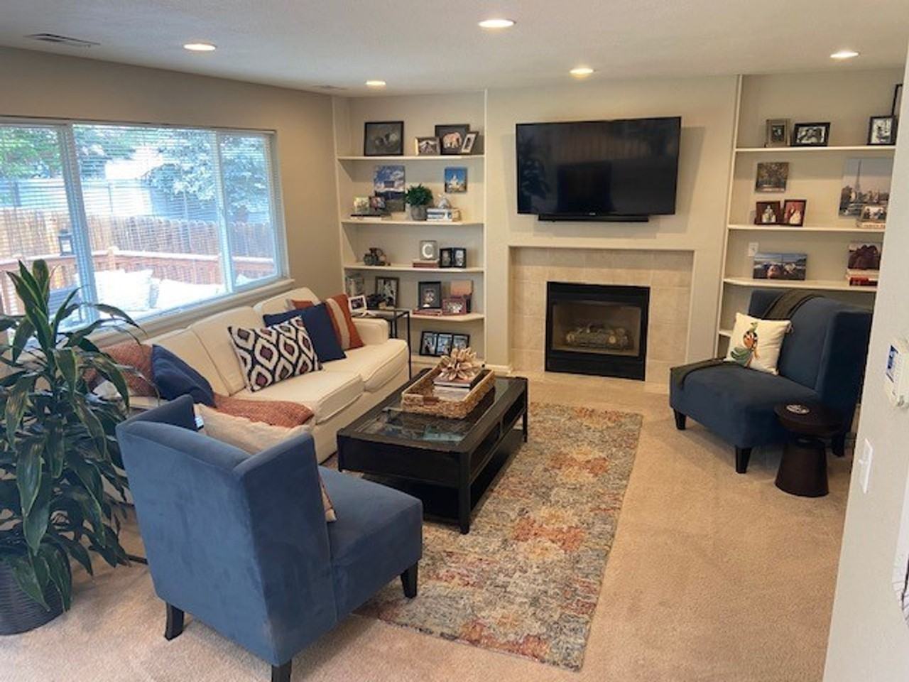 3121 Goldeneye Pl - Photo 2 of 18