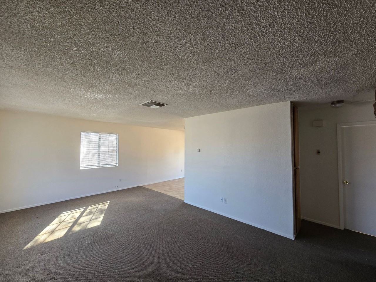 72211 Sunnyvale Dr - Photo 4 of 13