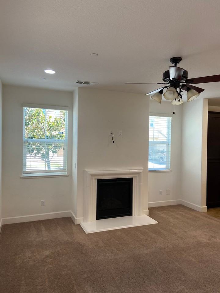 907 Blossom Rock Ln - Photo 5 of 30