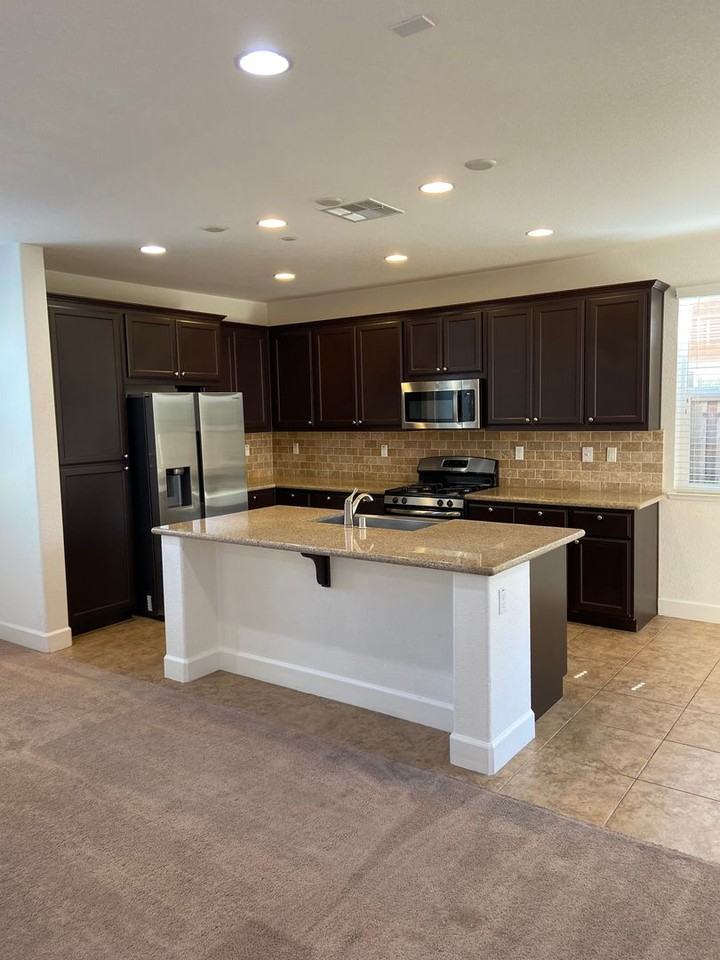 907 Blossom Rock Ln - Photo 7 of 30