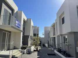 featured image of 1258 E Santa Clara St