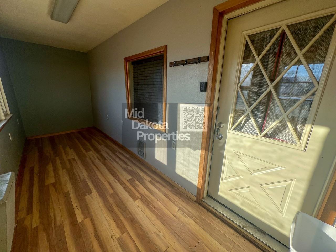 508 W 2nd Ave - Photo 2 of 11