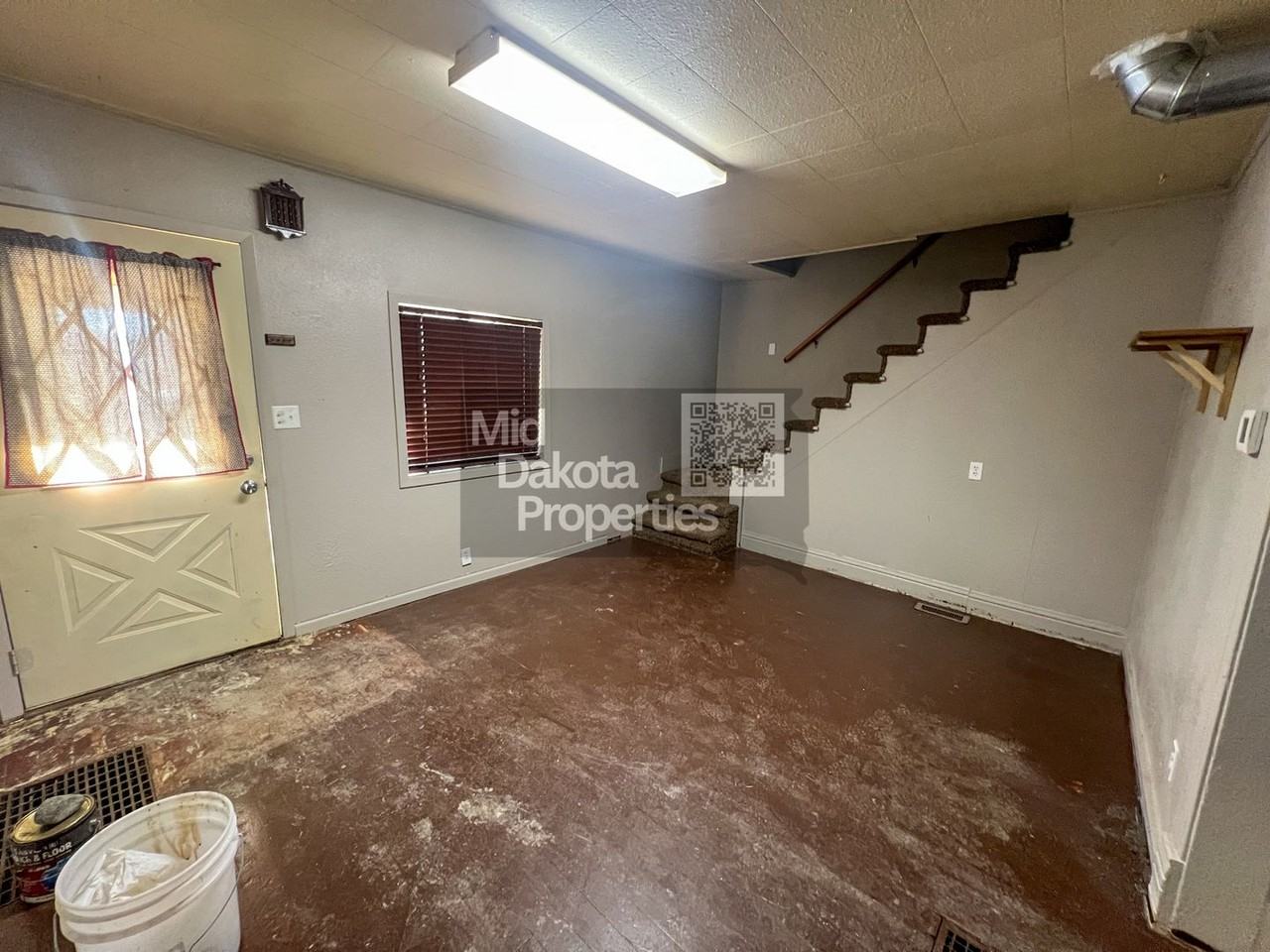 508 W 2nd Ave - Photo 4 of 11