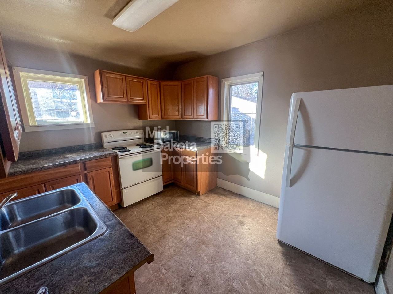 508 W 2nd Ave - Photo 5 of 11