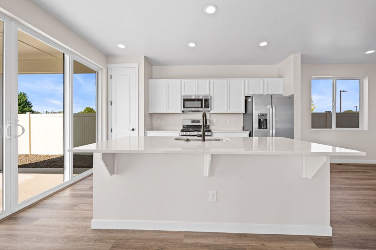 11323 Willamette Way - Photo 2 of 21