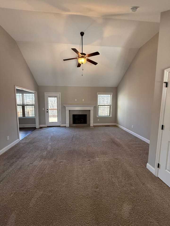 6468 Winlerkorn Ln - Photo 4 of 20