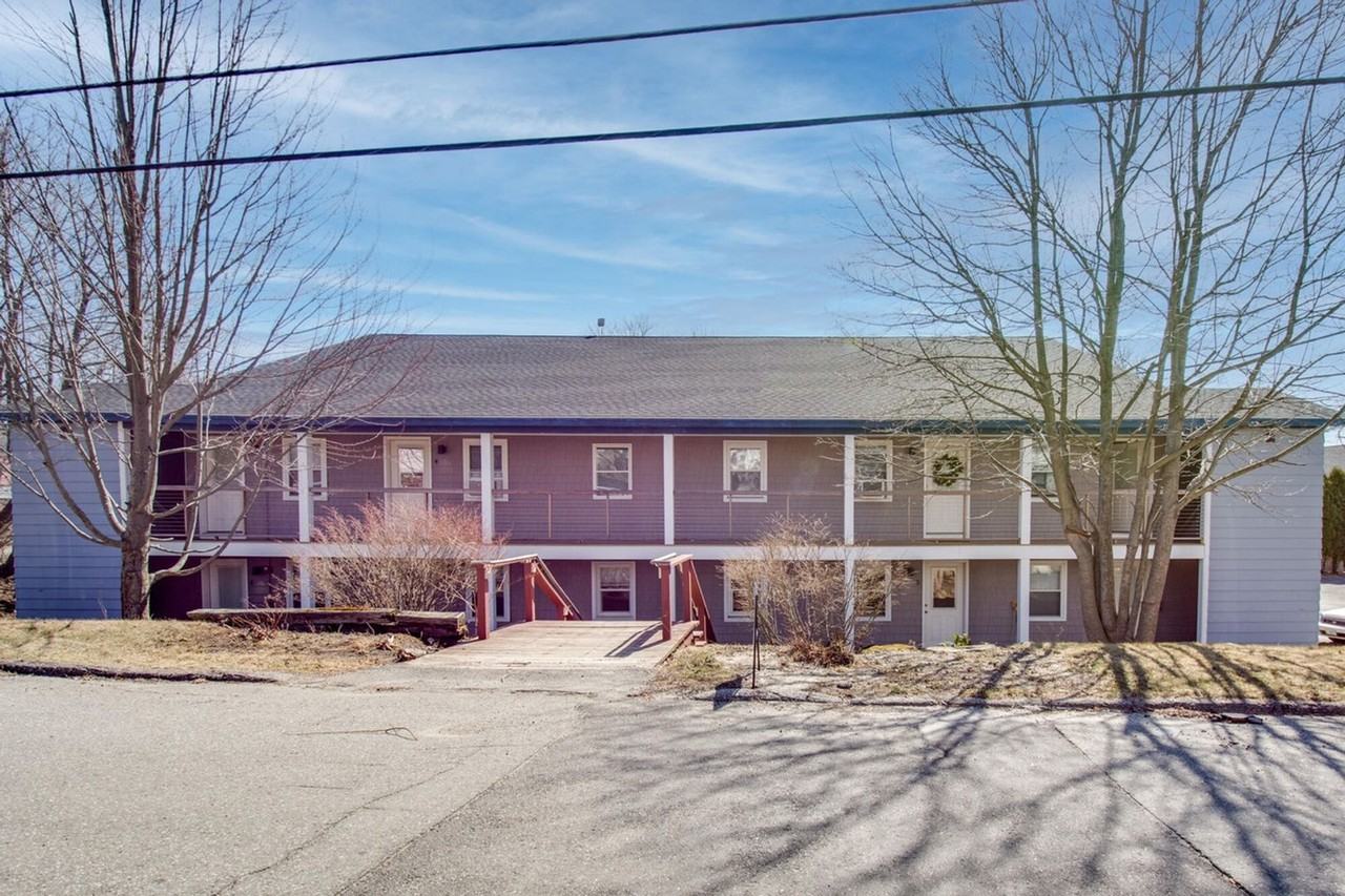 18 Lindsey St - Photo 6 of 12