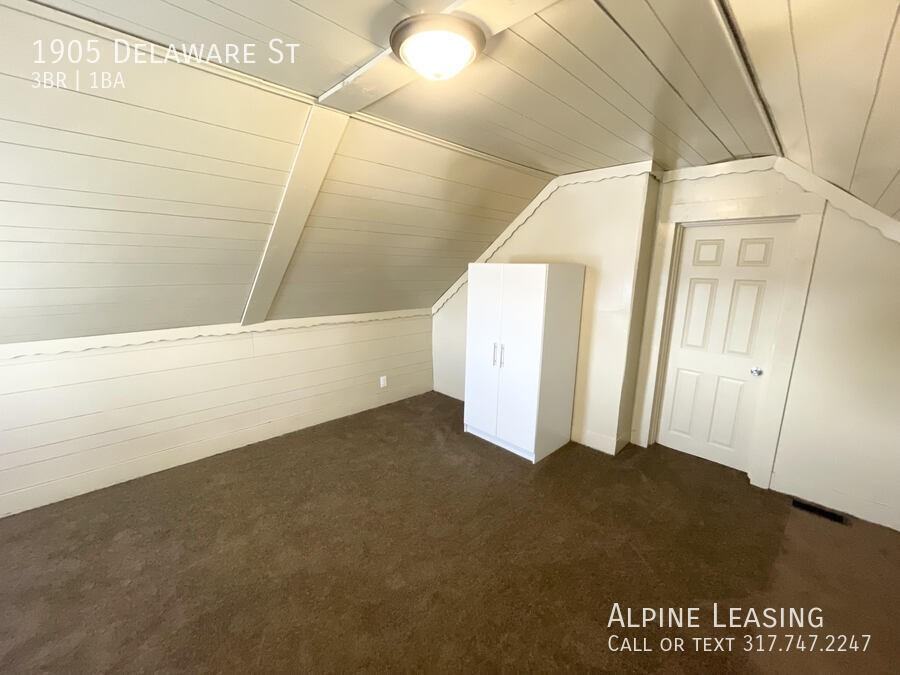 1905 S Delaware St - Photo 5 of 9