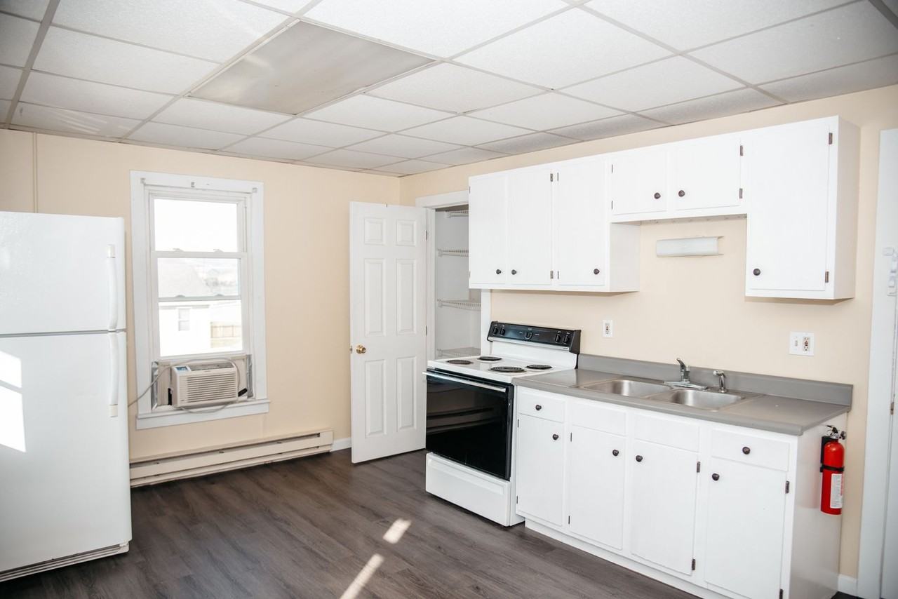 166 Nissley St - Photo 6 of 20