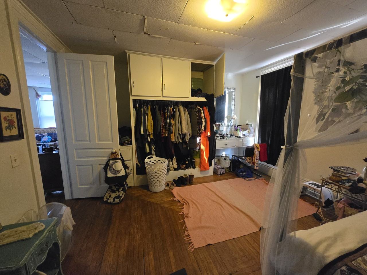 604 W Cedar St #1 - Photo 5 of 8