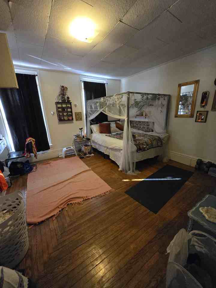 604 W Cedar St #1 - Photo 6 of 8