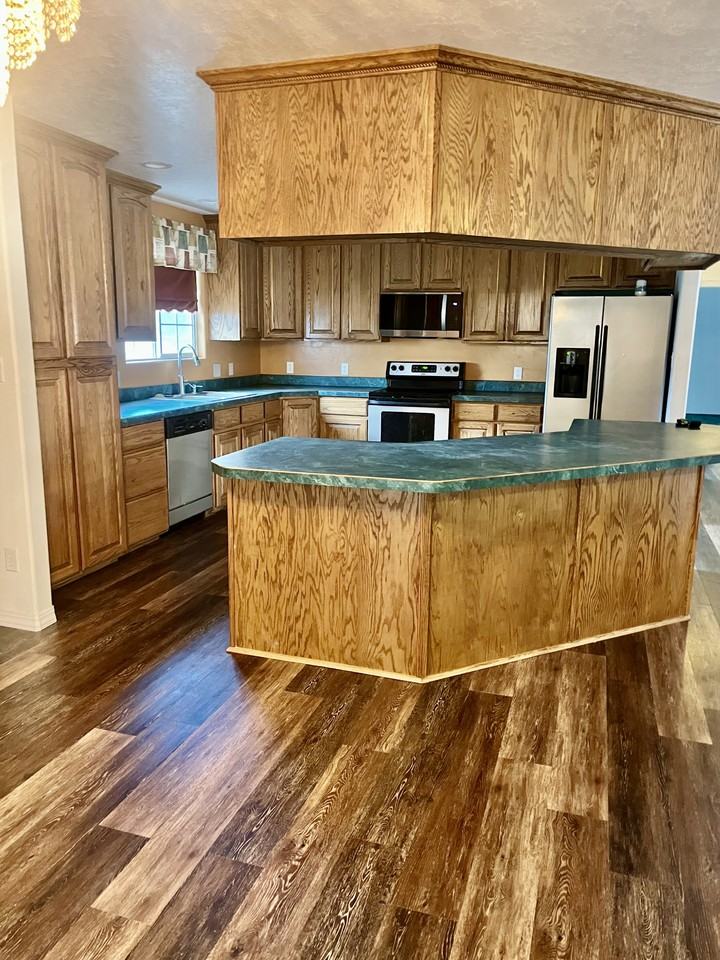 601 Lincoln St #NA - Photo 3 of 8