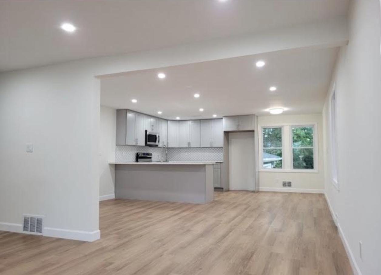 23 Newton Rd - Photo 2 of 11