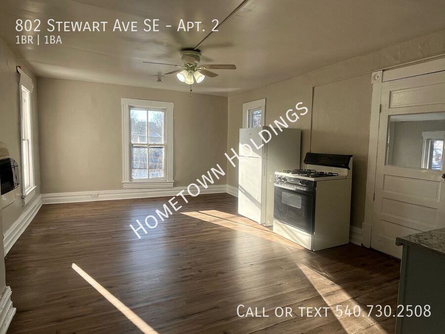 802 Stewart Ave Se #2 - Photo 3 of 8