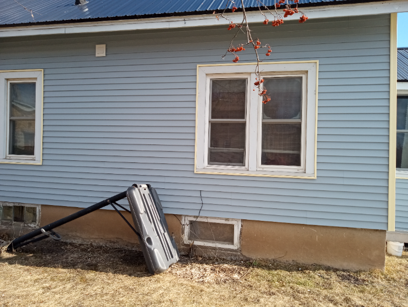 205 E 2nd Ave - Photo 2 of 6