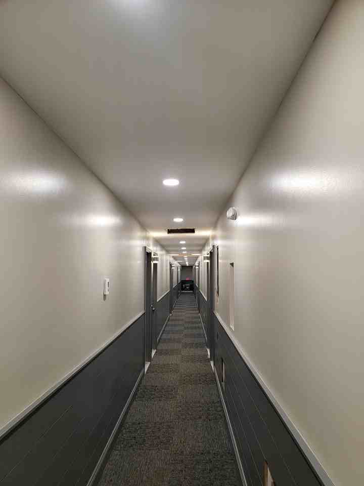 1413 East Washington Street - Photo 5 of 22