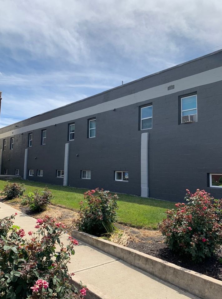 1413 East Washington Street - Photo 7 of 22