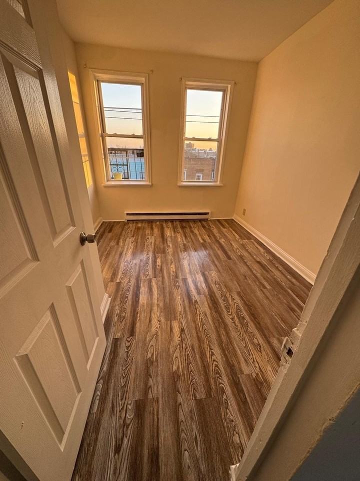 261 WALKER STREET LLC - Photo 5 of 5