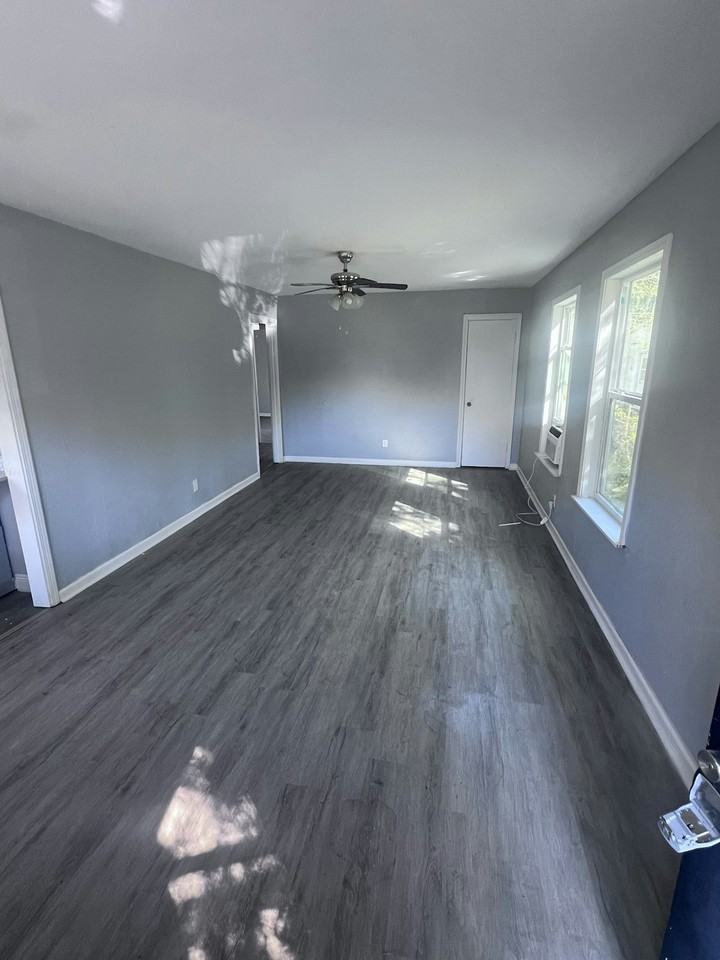 1302 Shore Acres Drive - Photo 6 of 6