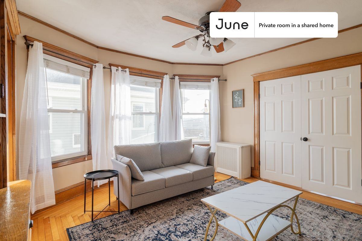 21 Bradbury Ave #D - Photo 7 of 18