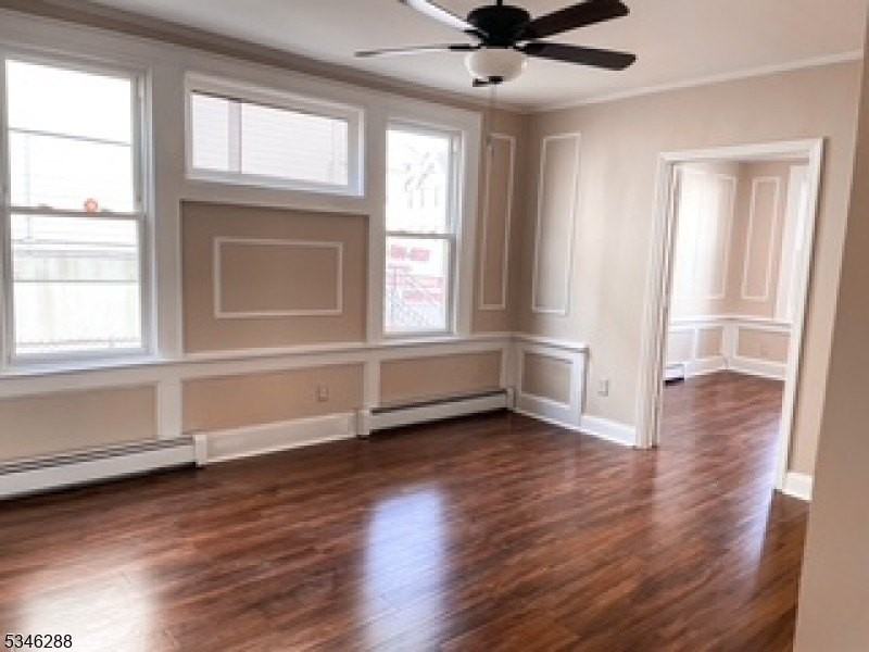 596 S 19th St - Photo 3 of 9