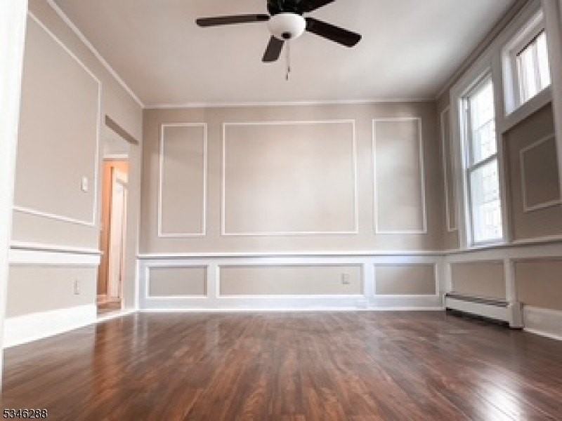 596 S 19th St - Photo 4 of 9