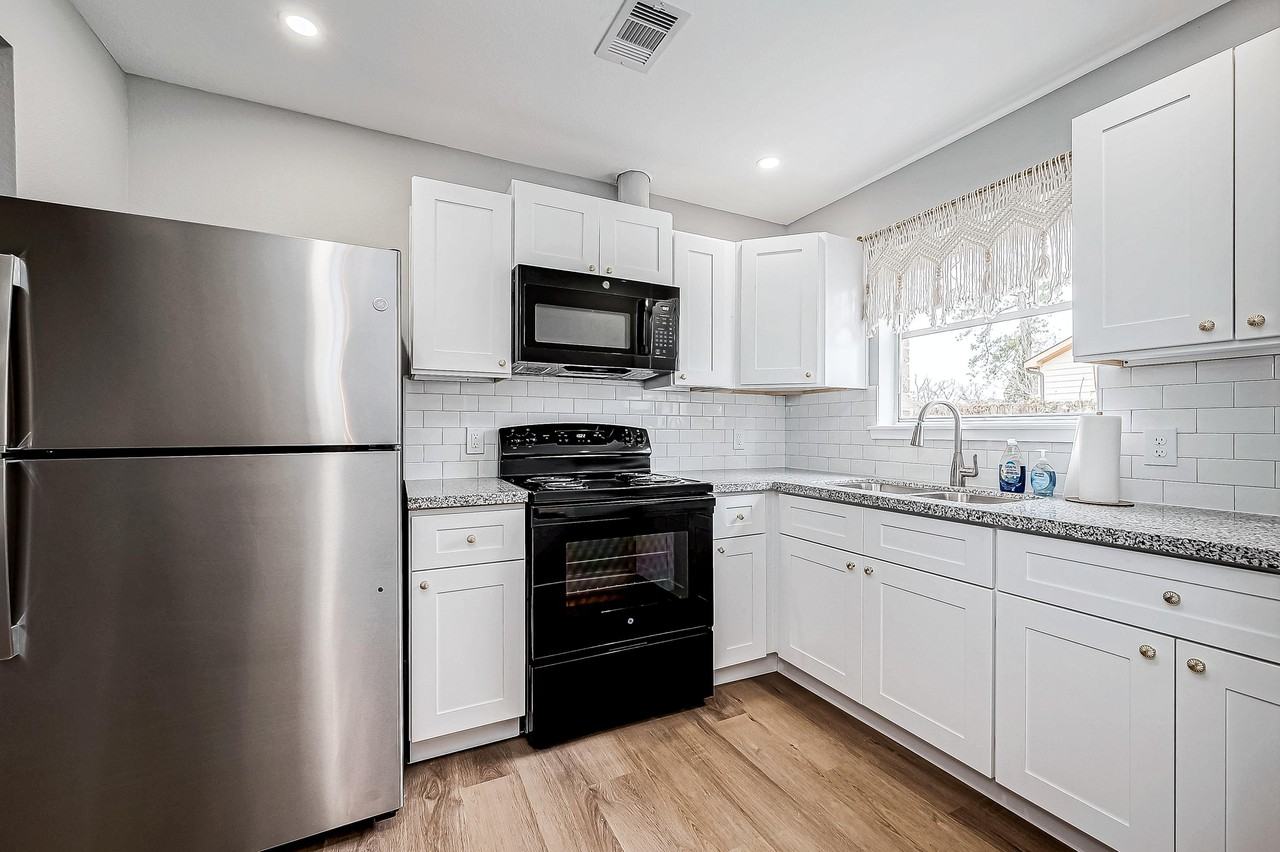 Seeker St - Photo 6 of 16